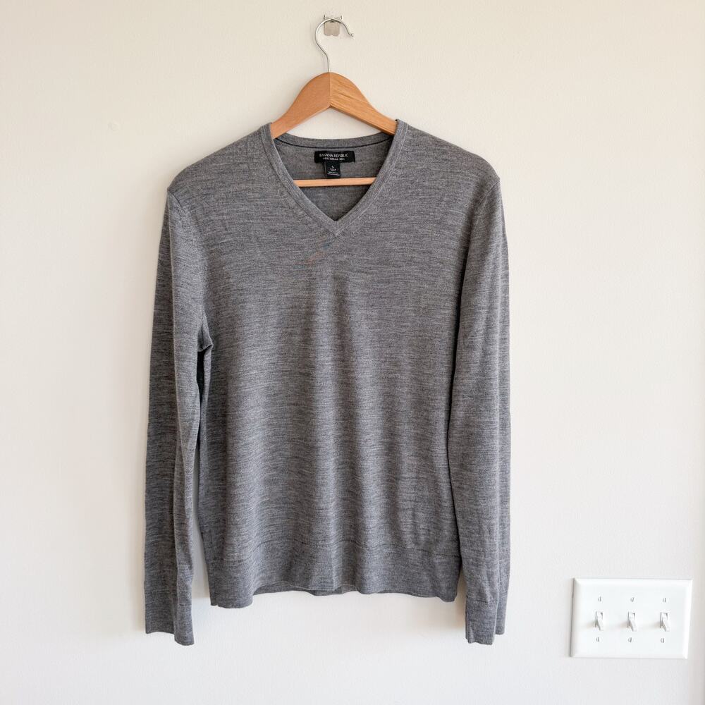 Banana Republic Merino Wool V-Neck Long Sleeve Pullover Sweater Gray S